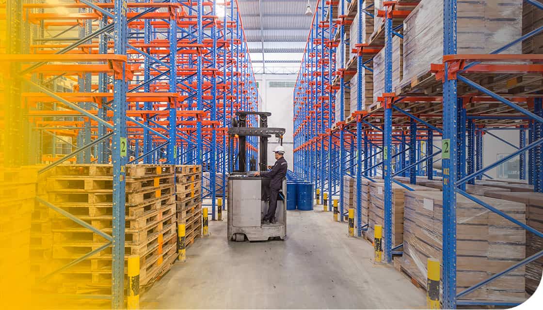 Porta paletes vs. drive-in: qual a melhor escolha para sua operação logística?